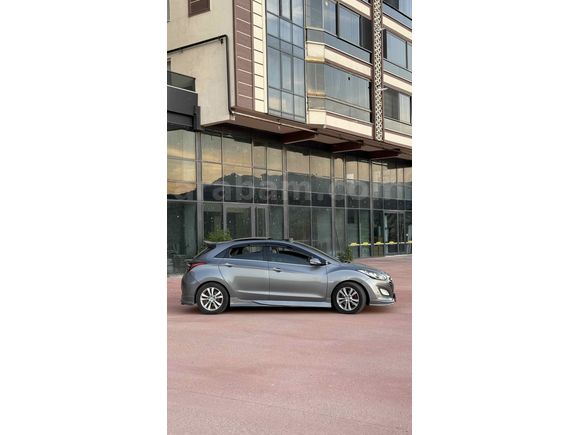 Sahibinden Hyundai i30 1.6 CRDi Elite 2013 Model 