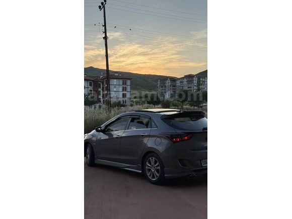 Sahibinden Hyundai i30 1.6 CRDi Elite 2013 Model 