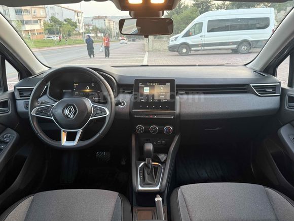 Sahibinden Renault Clio 1.0 TCe Evolution 2024 Model 