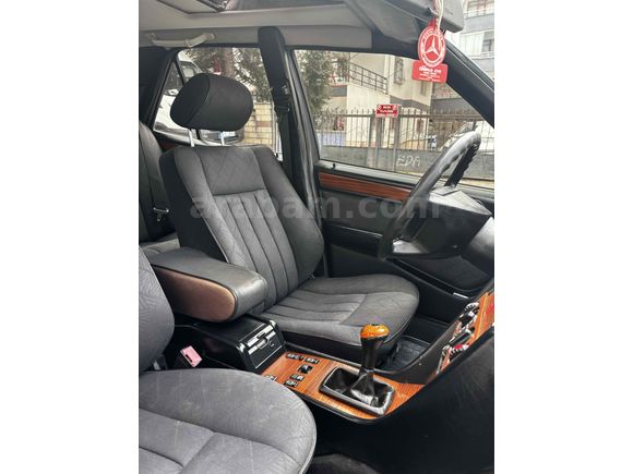 Sahibinden Mercedes - Benz E 200 1995 Model 