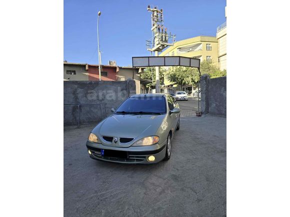 Sahibinden Renault Megane 1.6 RXi 2001 Model 