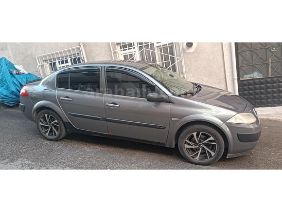 Sahibinden Renault Megane 1.6 Authentique 2004 Model
