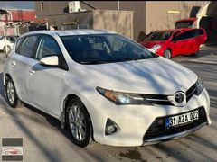 Sahibinden Toyota Auris 1.4 D-4D Advance 2013 Model 