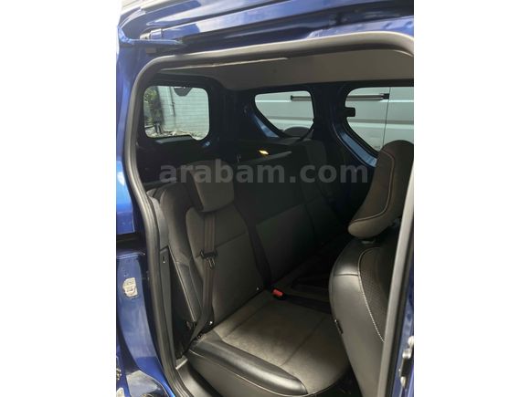 Sahibinden Renault Express Combi 1.5 BlueDCI Touch 2022 Model 