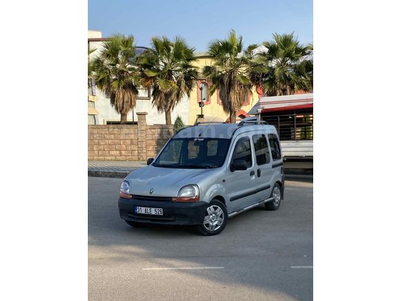 Sahibinden Renault Kangoo 1.4 RTE 2000 Model  415.000 km Gri (metalik)