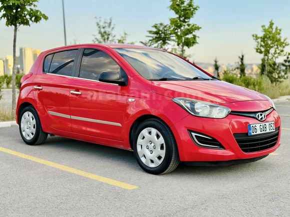 Sahibinden Hyundai i20 1.5 boyalı Değişensiz