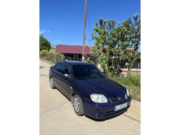 Sahibinden Hyundai Accent 1.3 Admire 2004 Model 