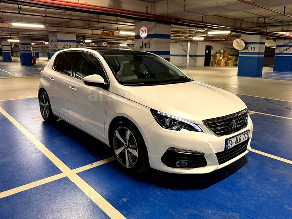 2018 Çıkış HATASIZ Cam Tavan Otomatik Vites Peugeot 308 ALLURE