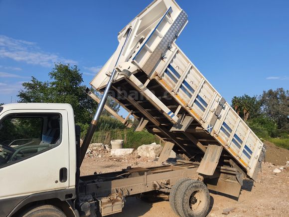 2000 Mitsubishi canter FE 635 damperli