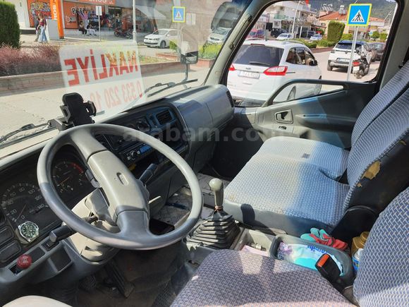 2000 Mitsubishi canter FE 635 damperli