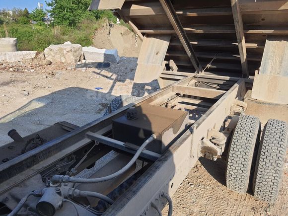 2000 Mitsubishi canter FE 635 damperli