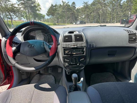 Sahibinden Hyundai Accent 1.3 LX 2000 Model 