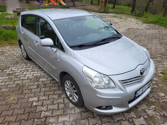 SON RAKAM 2010 TOYOTA VERSO