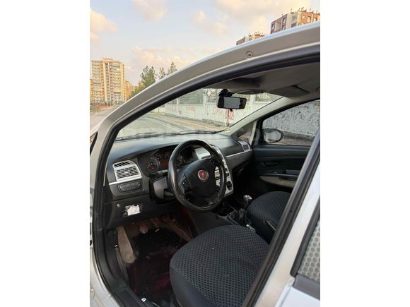 Sahibinden Fiat Linea 1.3 Multijet Active Plus 2010 Model  280.000 km Diğer