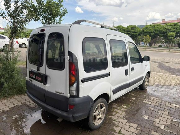 ATA-AY AUTO RENAULT KANGO FIRSAT ARABASI
