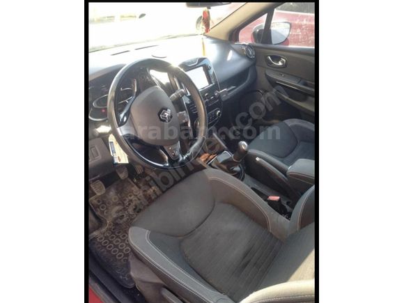 Sahibinden Renault Clio 1.2 Icon 2015 Model  84.000 km Kırmızı