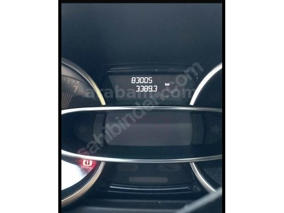 Sahibinden Renault Clio 1.2 Icon 2015 Model  84.000 km Kırmızı