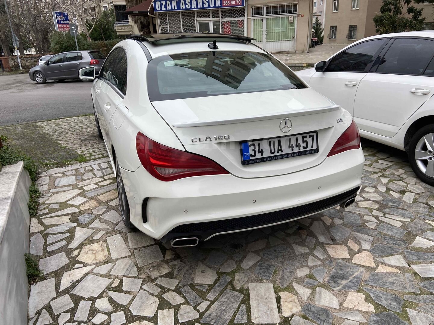 Galeriden Mercedes - Benz CLA 180 CDI AMG 2014 Model İstanbul 110.000 km Beyaz 7