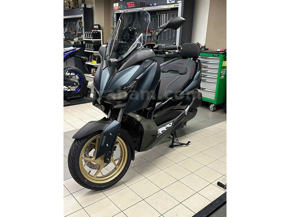 TR’de TEK Yamaha X-Max 250 Tech Max 