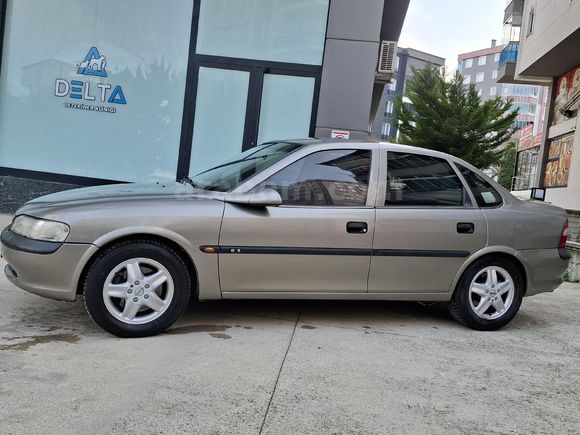 Sahibinden Opel Vectra 2.0 GLS 1998 Model
