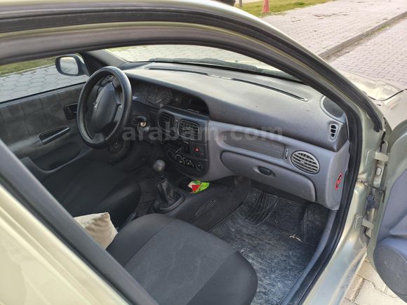 Sahibinden Renault Megane 1.6 RXE 2000 Model