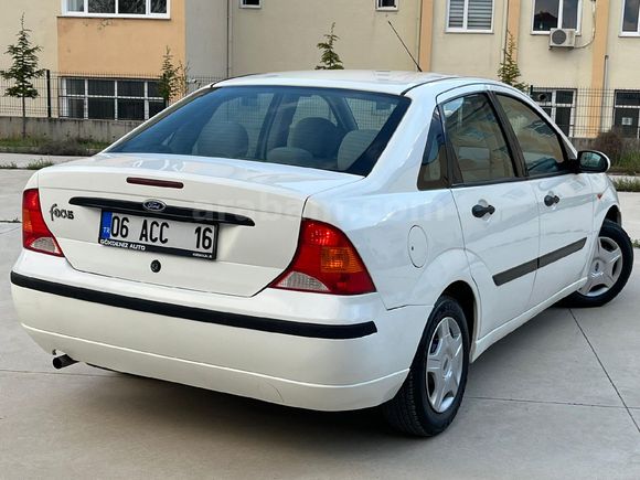 Sahibinden Ford Focus 1.6 Comfort 2004 Model