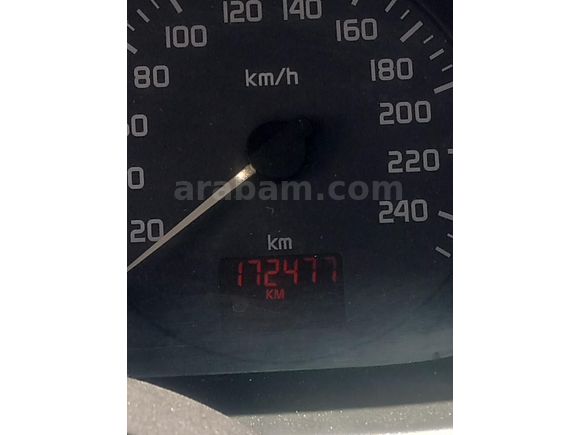 Sahibinden Renault Megane 1.6 Authentique 2000 Model  172.500 km Yeşil