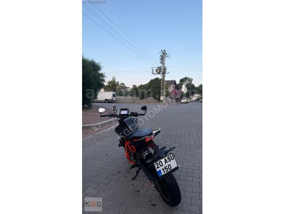 KTM DUKE 390 GALERİDEN