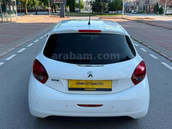 2018 MODEL PEUGEOT 208 HATASIZ EMSALSİZ TEMİZLİKTE KM 48 BİNDE