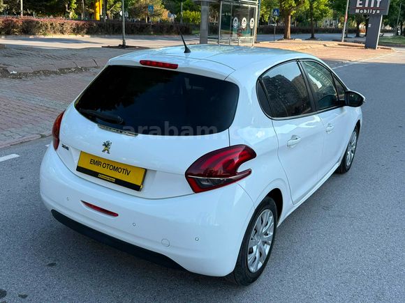 2018 MODEL PEUGEOT 208 HATASIZ EMSALSİZ TEMİZLİKTE KM 48 BİNDE