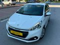 2018 MODEL PEUGEOT 208 HATASIZ EMSALSİZ TEMİZLİKTE KM 48 BİNDE