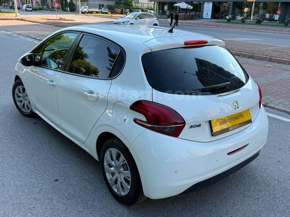 2018 MODEL PEUGEOT 208 HATASIZ EMSALSİZ TEMİZLİKTE KM 48 BİNDE