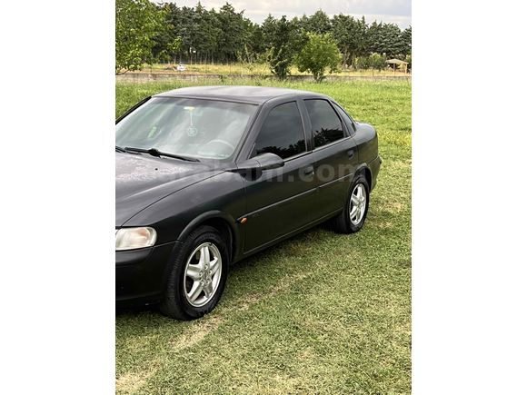 Sahibinden Opel Vectra 2.0 GLS 1997 Model 