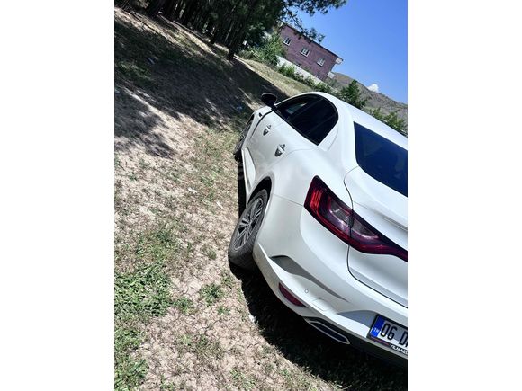 Sahibinden Renault Megane 1.3 TCe Touch 2023 Model 