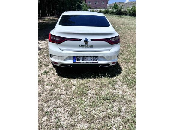 Sahibinden Renault Megane 1.3 TCe Touch 2023 Model 