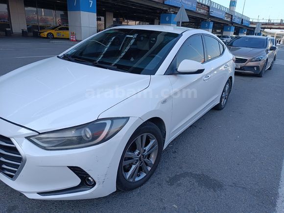 Sahibinden Hyundai Elantra 1.6 CRDi Style Plus 2017 Model