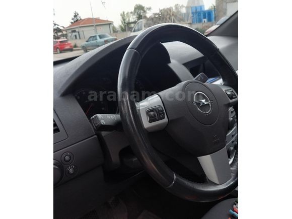 Sahibinden Opel Astra 1.6 Essentia 2012 Model