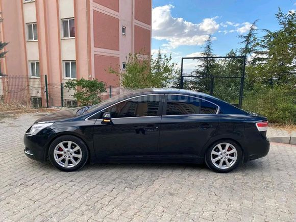 Sahibinden Toyota Avensis 1.6 Elegant Extra 2011 Model