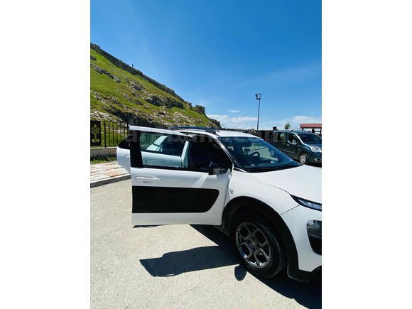 Sahibinden Citroen C4 Cactus 1.2 e-VTI Feel 2015 Model 