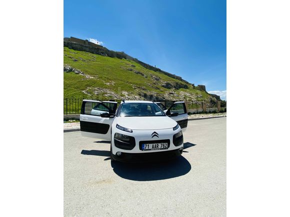 Sahibinden Citroen C4 Cactus 1.2 e-VTI Feel 2015 Model 