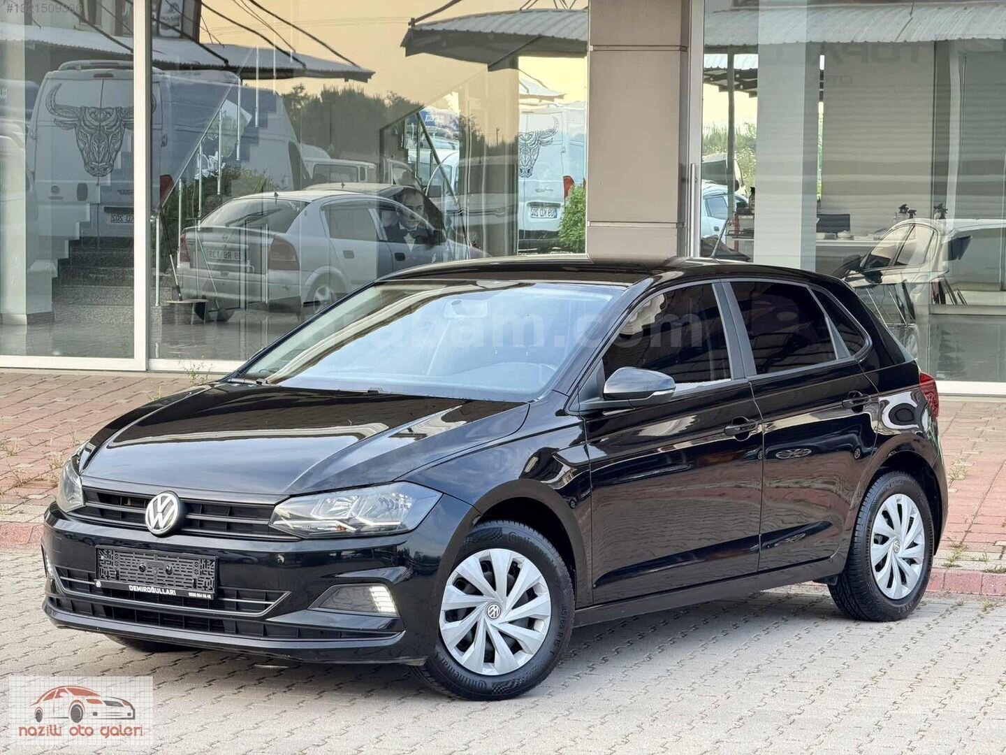 Galeriden Volkswagen Polo 1.6 TDi Trendline 2018 Model Aydın 120.000 km Siyah 1