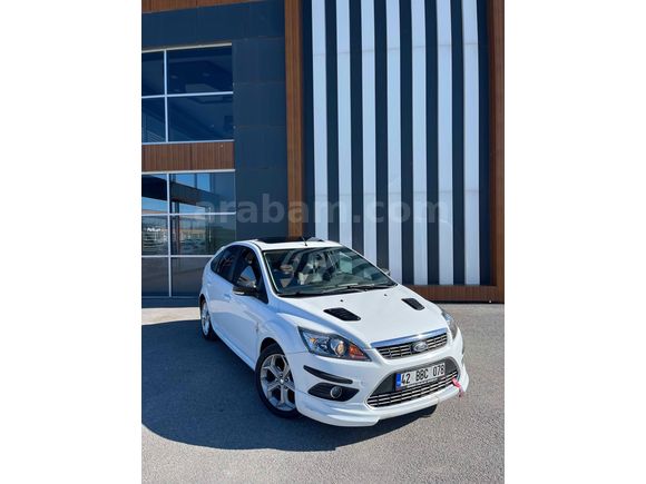 Sahibinden Ford Focus 1.6 TDCi Titanium X 2011 Model  205.000 km Beyaz