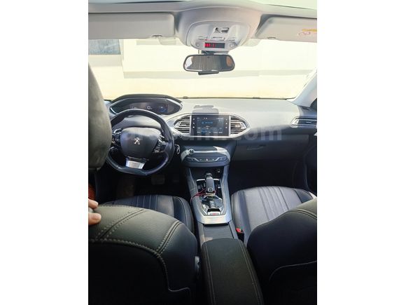 Sahibinden Peugeot 308 1.2 PureTech Style Tech 2020 Model