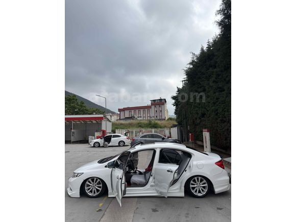 Sahibinden Honda Civic 1.6i VTEC Eco Elegance 2012 Model 