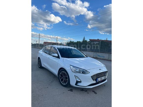 Sahibinden Ford Focus 1.5 Eco blu Trend X 2019 Model otomatik 8 ileri joistik vites