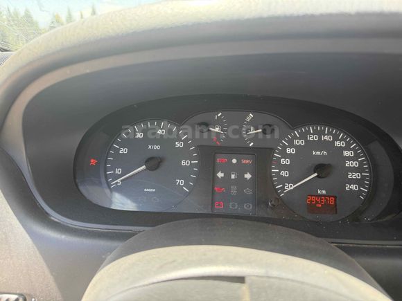 Sahibinden Renault Megane 1.6 RXi 2002 Model 