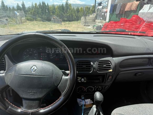 Sahibinden Renault Megane 1.6 RXi 2002 Model 