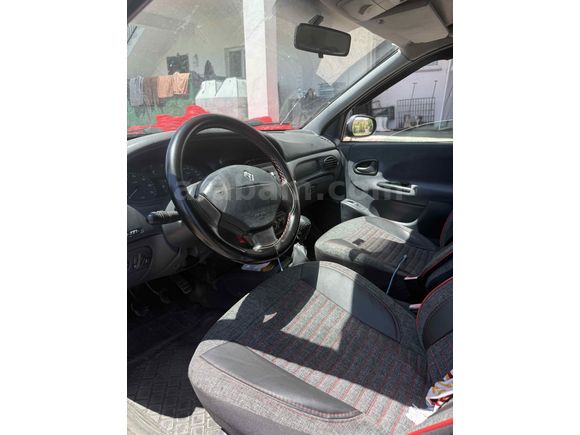 Sahibinden Renault Megane 1.6 RXi 2002 Model 