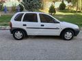 Sahibinden Opel Corsa 1.2 Swing 2000 Model  155.000 km Beyaz