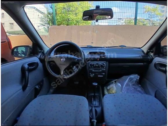 Sahibinden Opel Corsa 1.2 Swing 2000 Model  155.000 km Beyaz